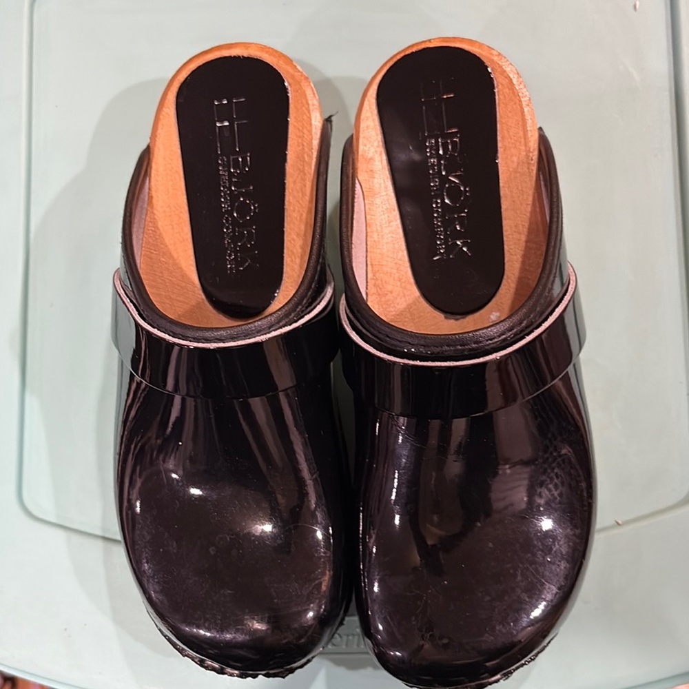 BJORK Black Patent Leather Swedish Clogs | Scandinavian Comfort Size 36 - Picture 3 of 7